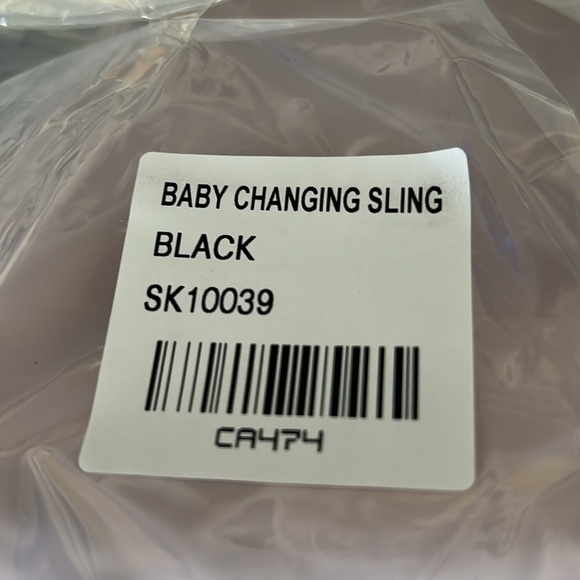 BNWT Caraa Baby Changing Sling Nylon Black main image 11